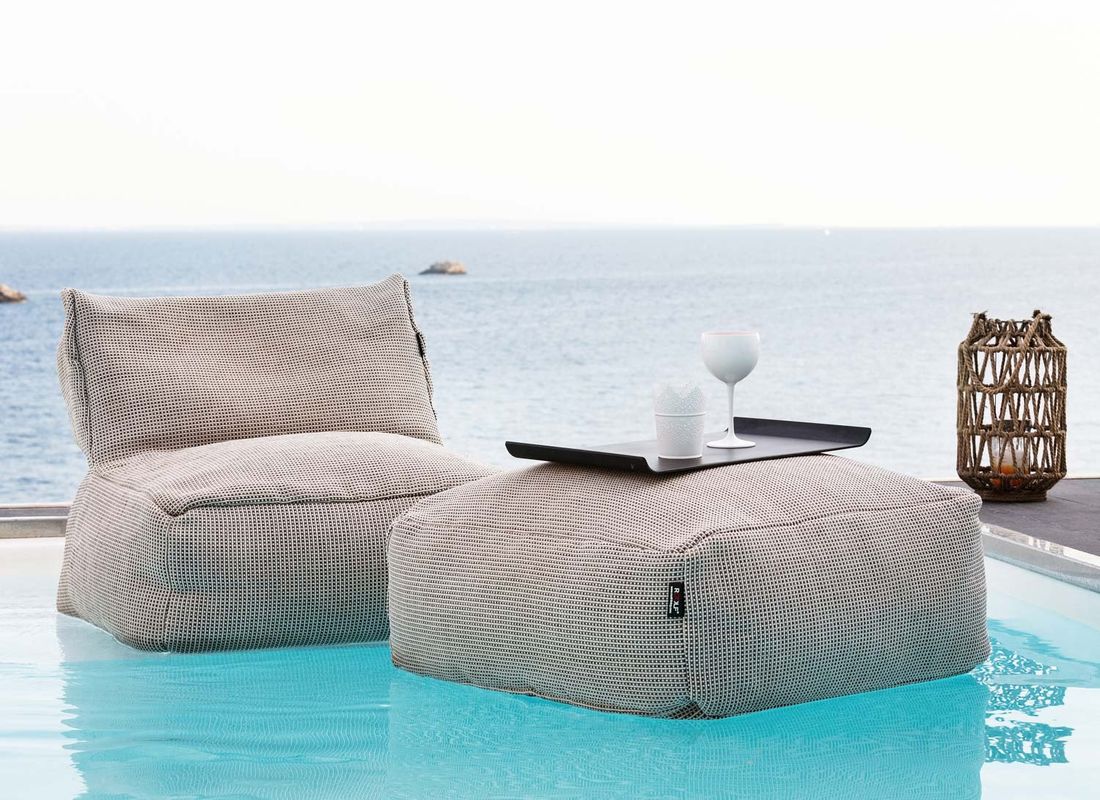 Loungestol Dotty Cloud med krakk polypropylen beige bakside