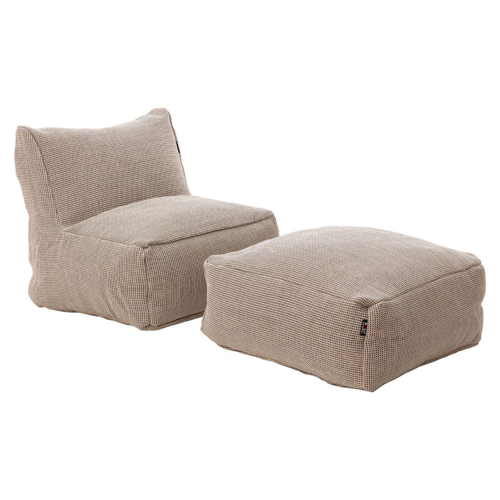 Detalj av Loungestol Dotty Cloud med krakk polypropylen beige materiale