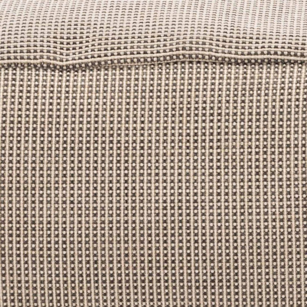 Loungestol Dotty Cloud med krakk polypropylen beige i uterom