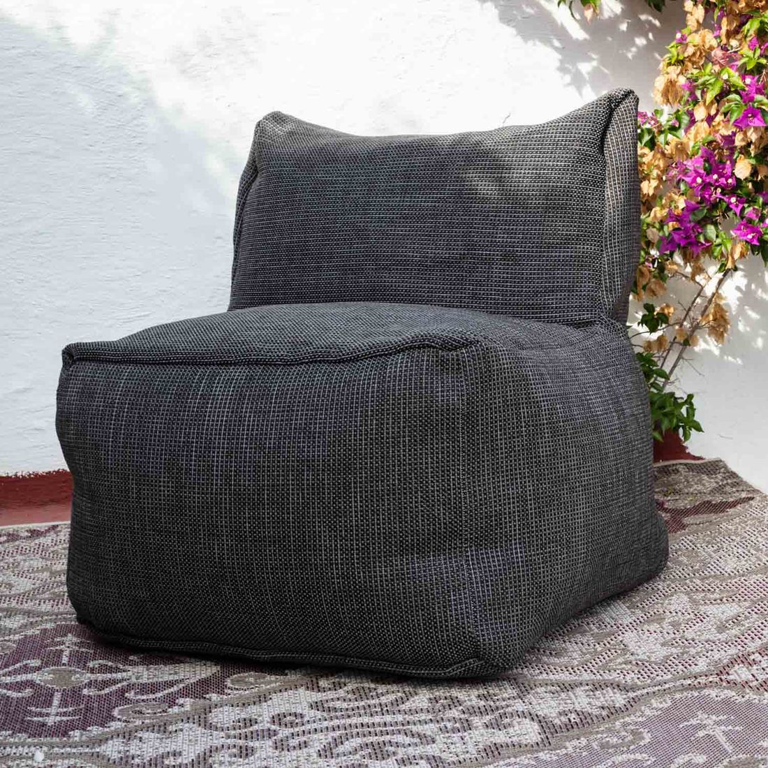 Loungestol Dotty polypropylen 75x75 cm sittehøyde 45 cm bakside