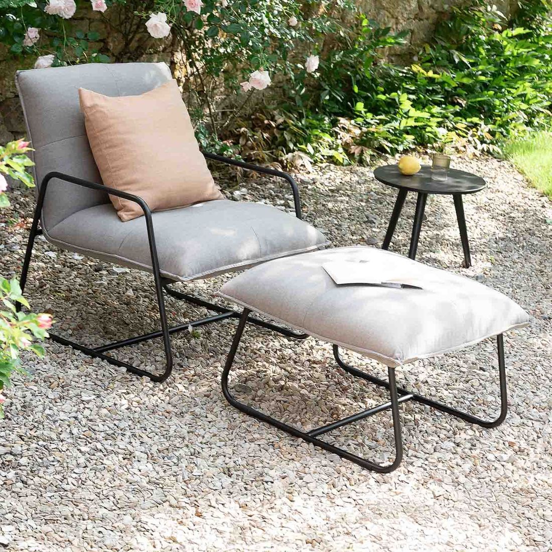 Loungestol Fontein aluminium/Sunbrella 68,5x80 cm med pute