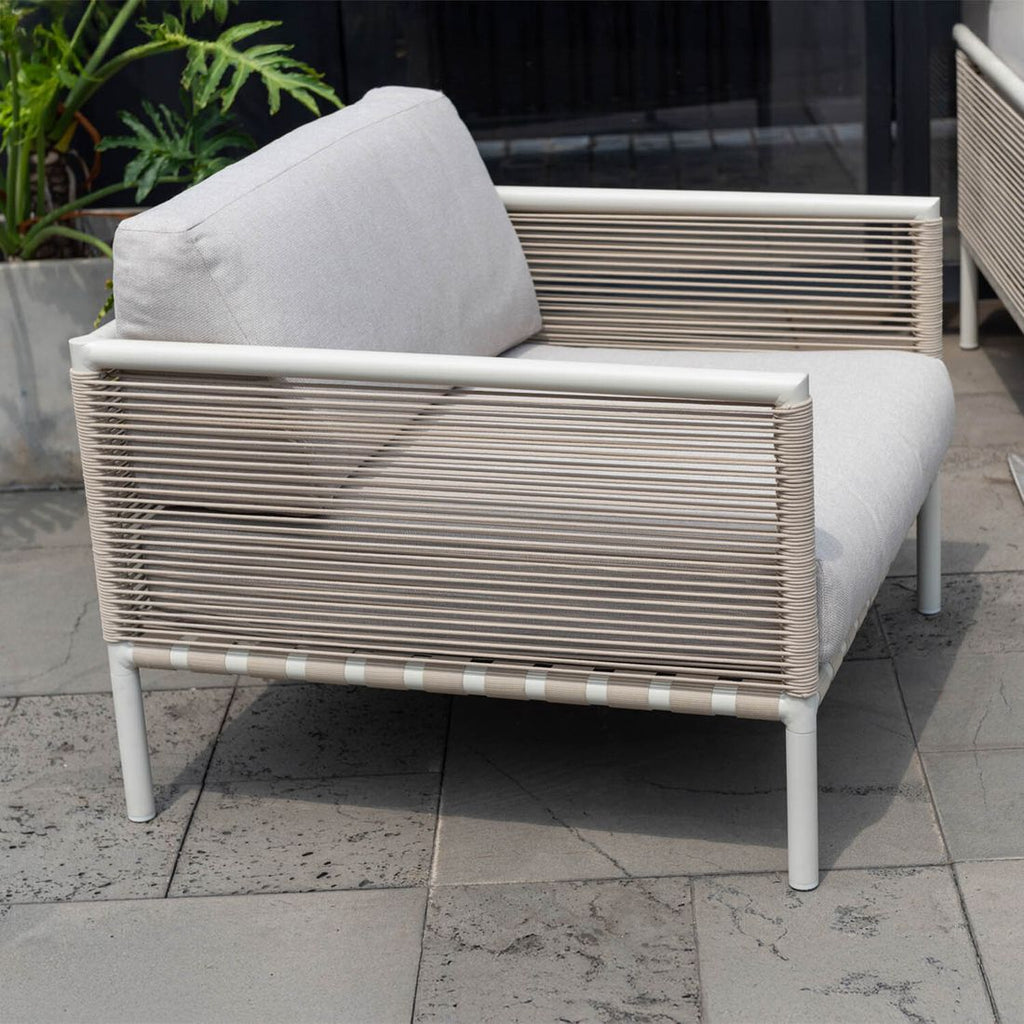 Loungestol Horizon aluminium/tau 87x87 cm front