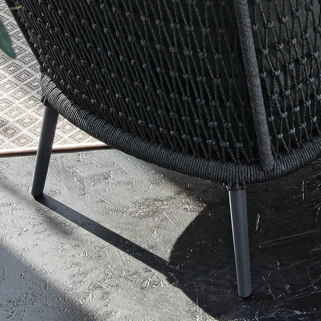 Loungestol Ibiza tau antrasitt/grå 85x86 cm - Musterring montert på terrasse