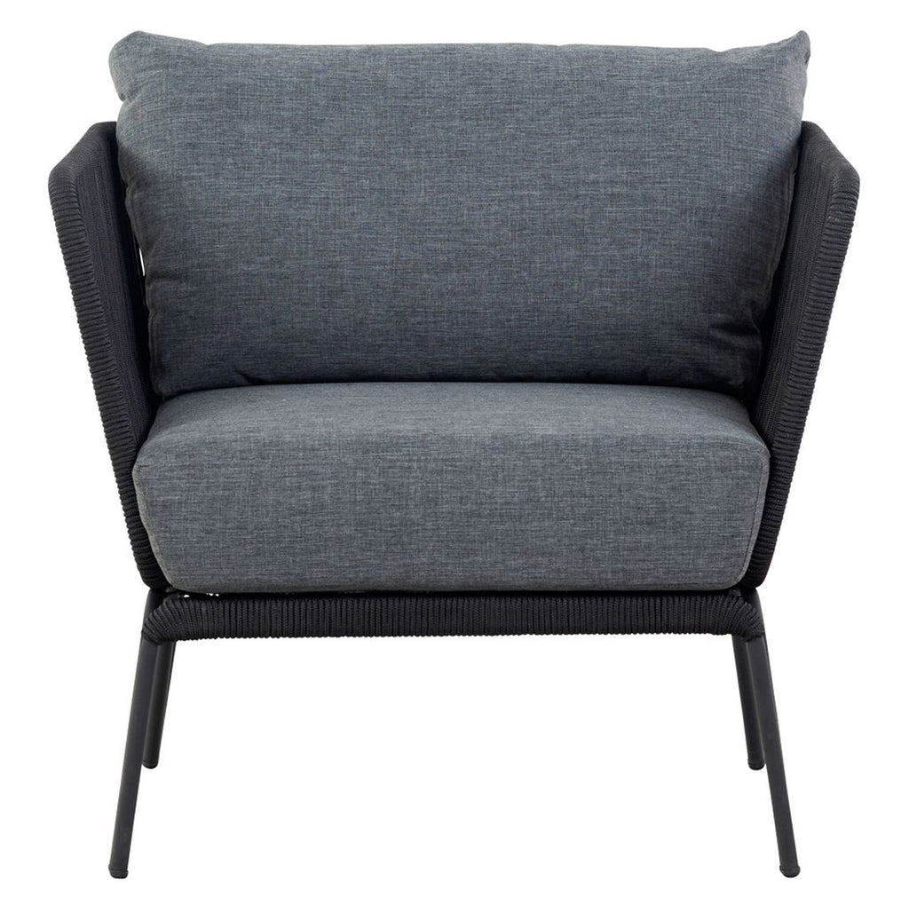 Loungestol Lion stål tau montert på terrasse med moderne stil