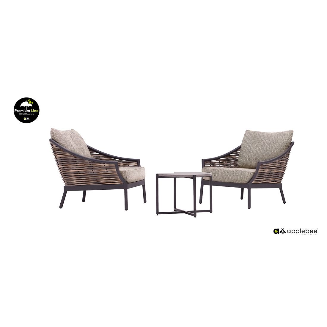 Loungestol Milou aluminium/polyrotting 78x87 cm montert på terrasse