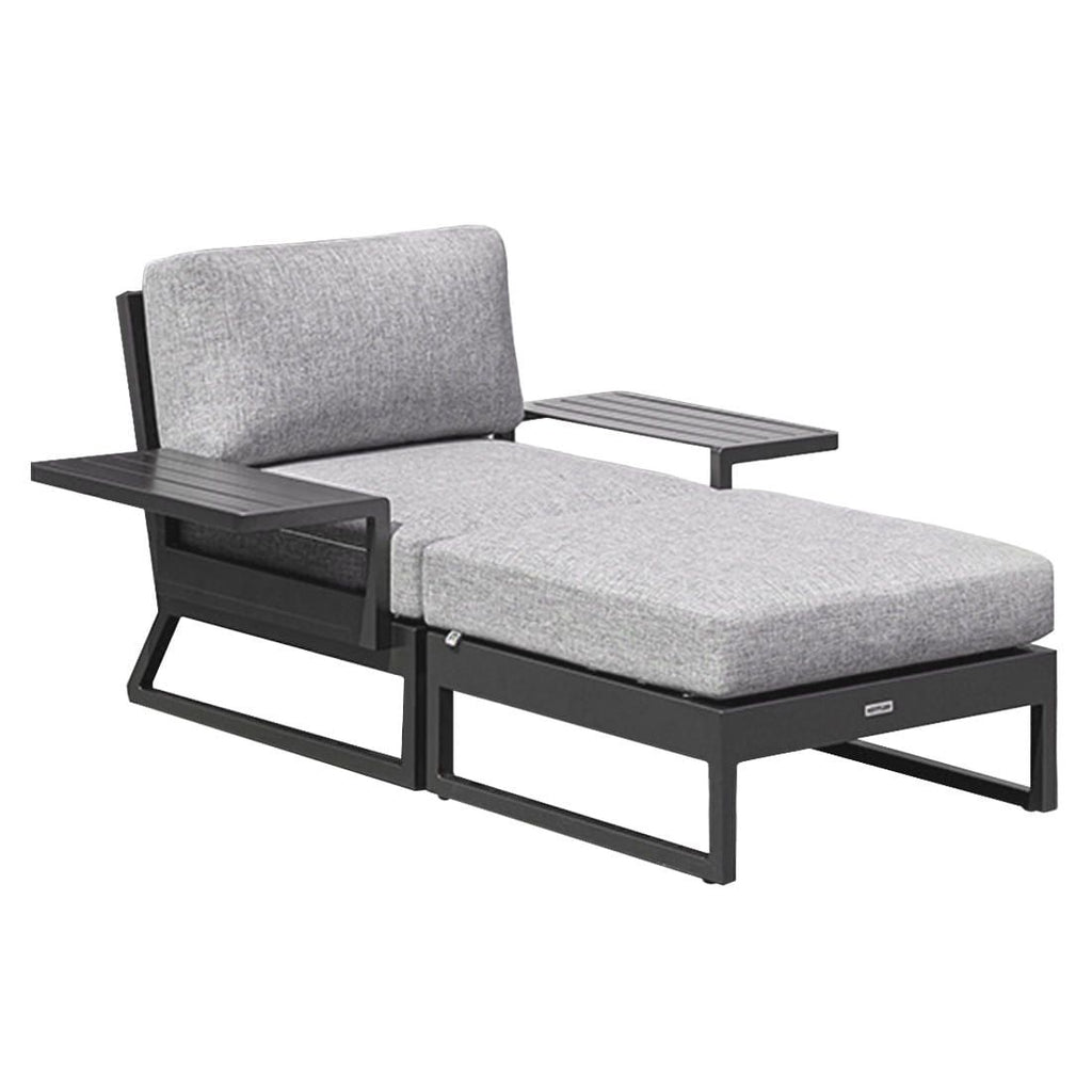 Loungestol Ocean Skid Platform med loungetaburett aluminium Kettler montert på terrasse
