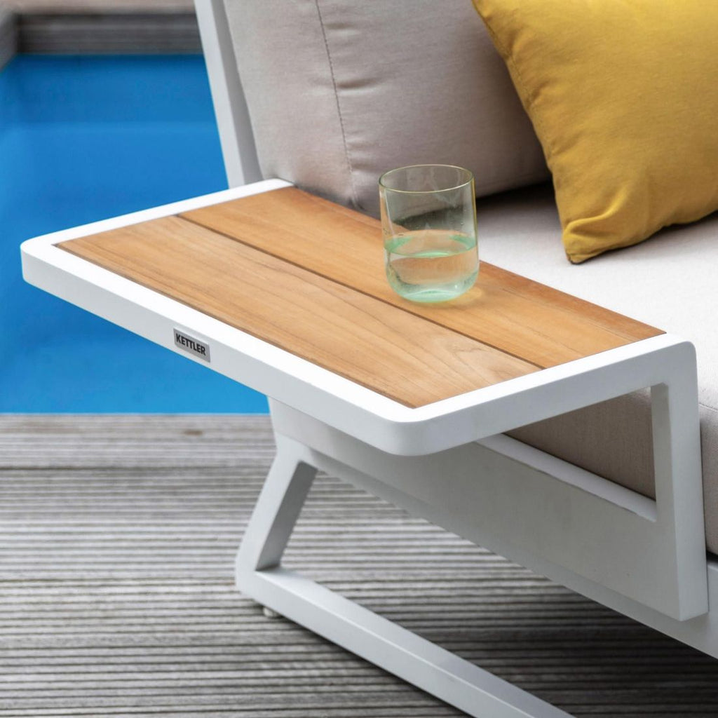 Loungestol Ocean Skid Platform aluminium Sunbrella Kettler nærbilde av bord