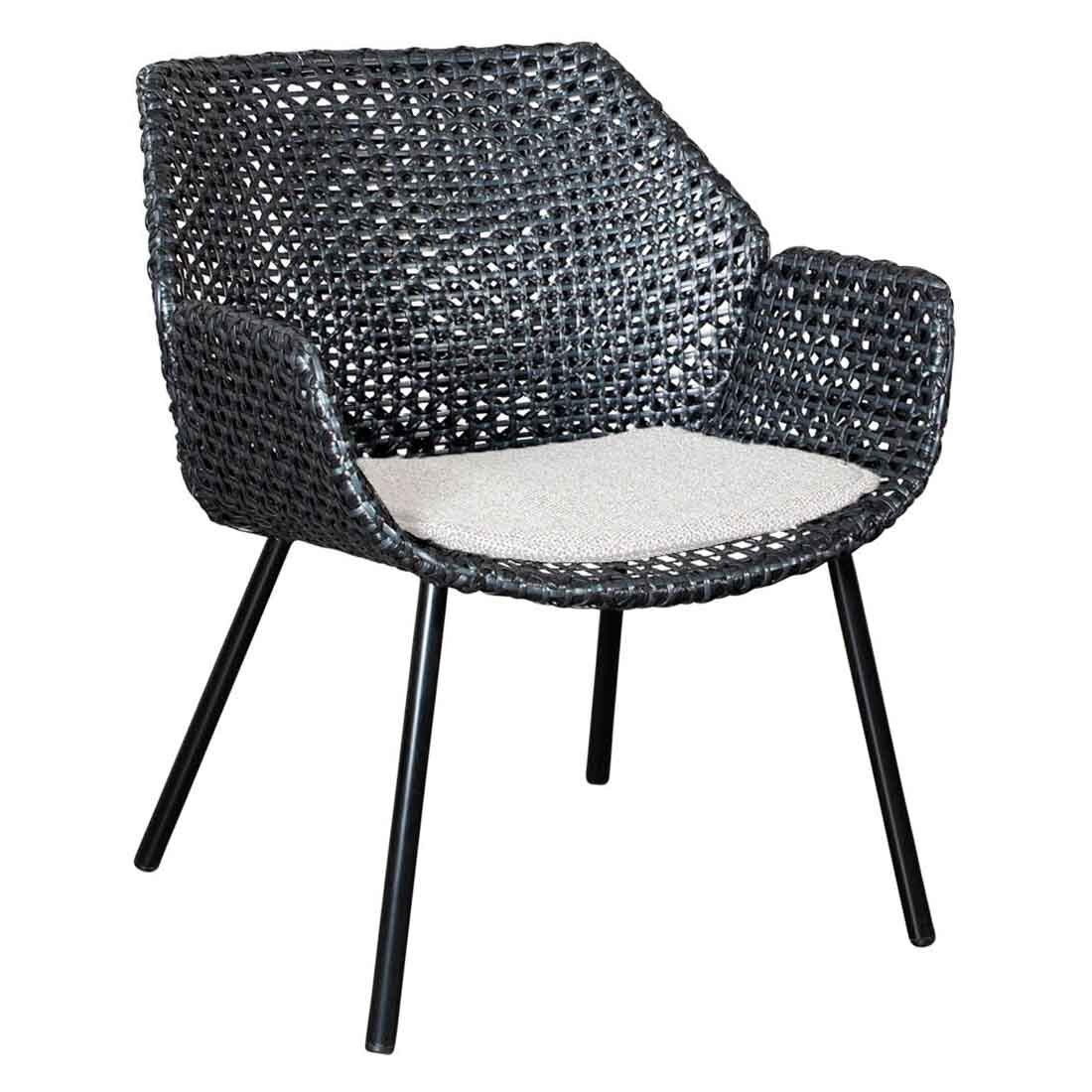 Loungestol Vibe stål/flettverk 70x66 cm detalj av flettverk