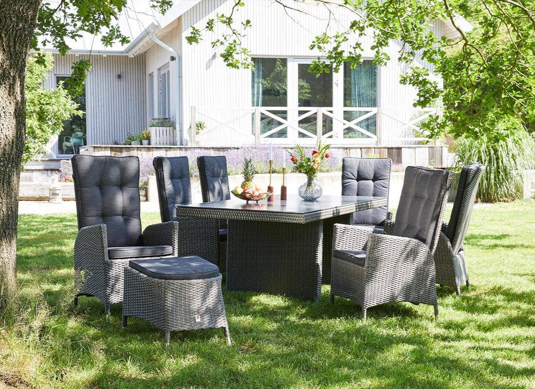 Loungetaburett Barcelona polyrotting/aluminium med puter