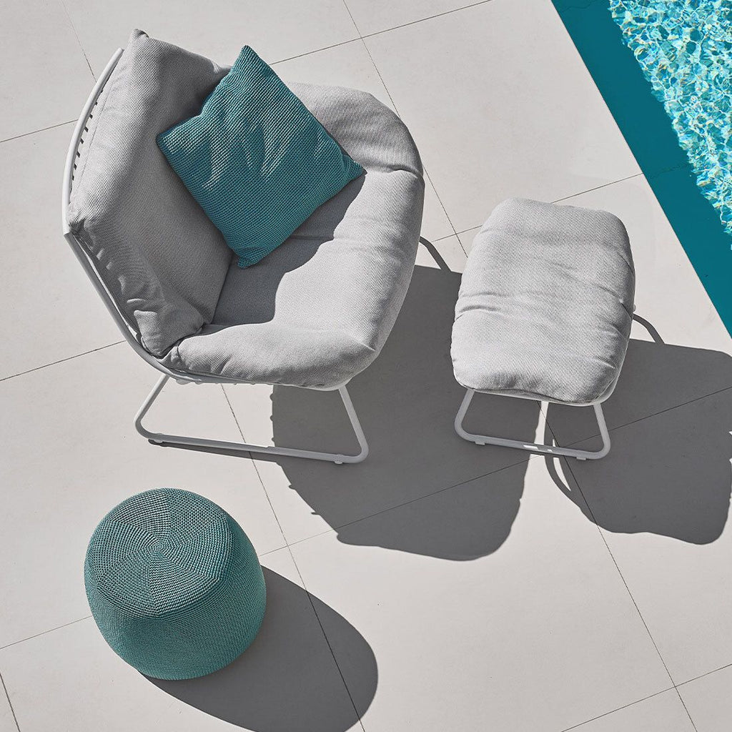 Loungetaburett Chill aluminium 69x51 cm - Solpuri med puter utendørs