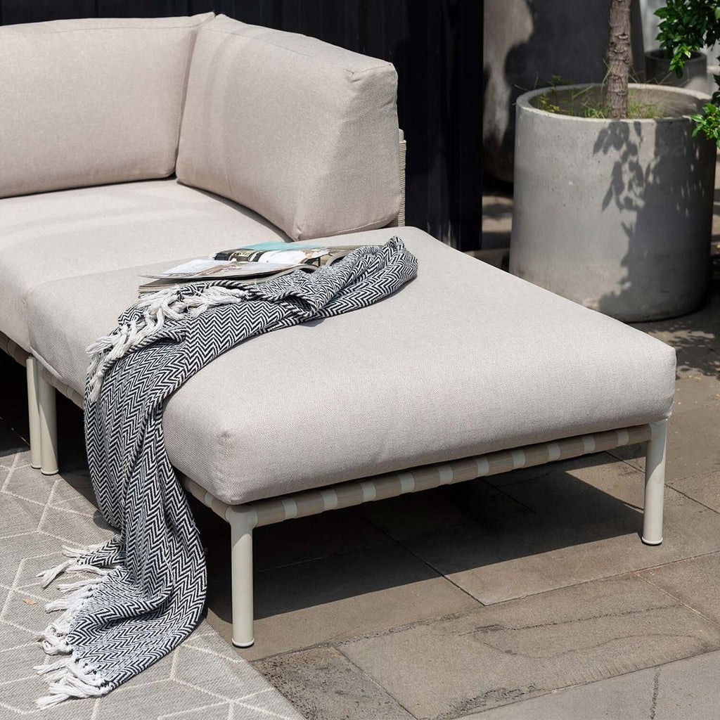 Loungetaburett Horizon aluminium/olefin 87x87 cm forfra