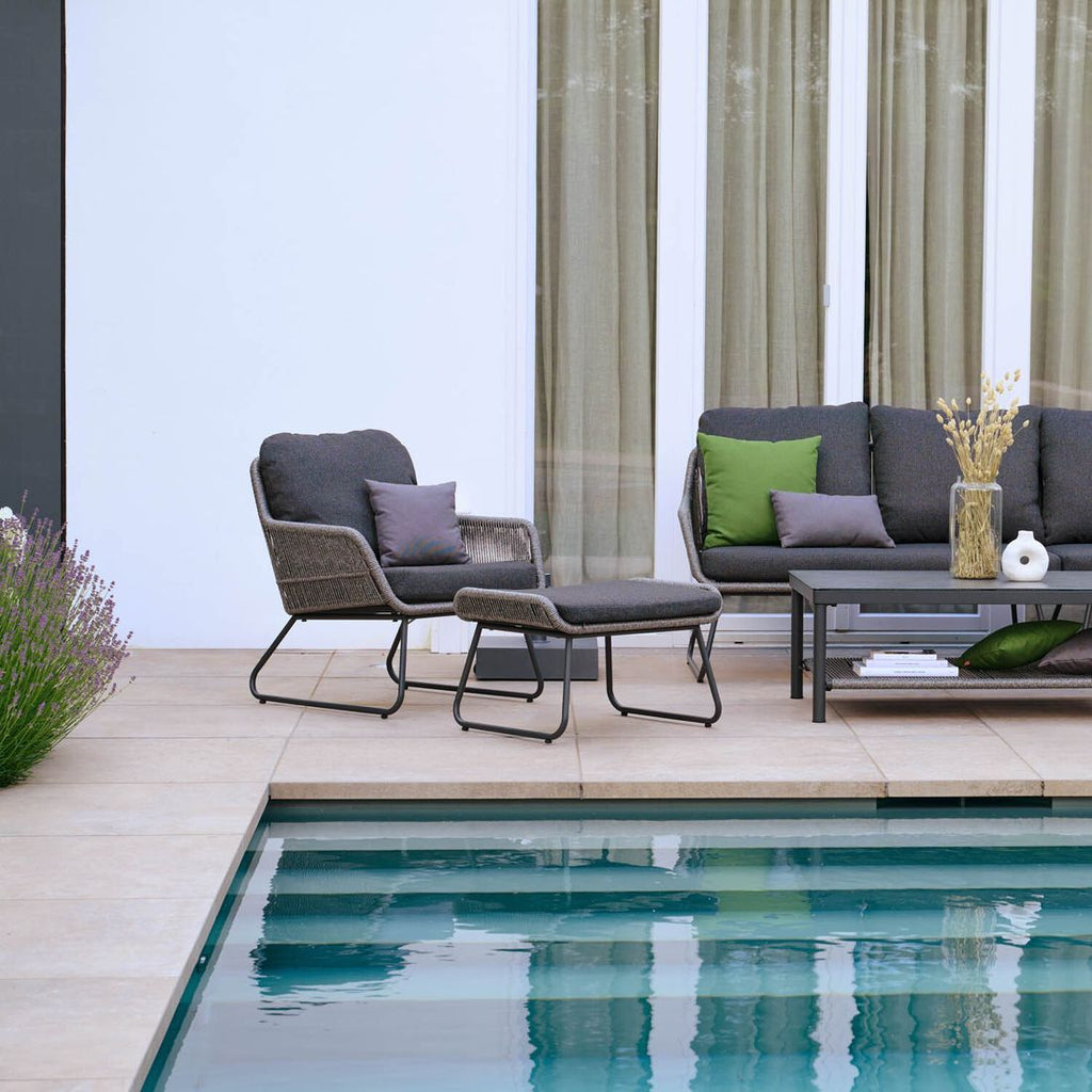 Loungetaburett Kansas aluminium/flettverk 67x50 cm - Siena Garden