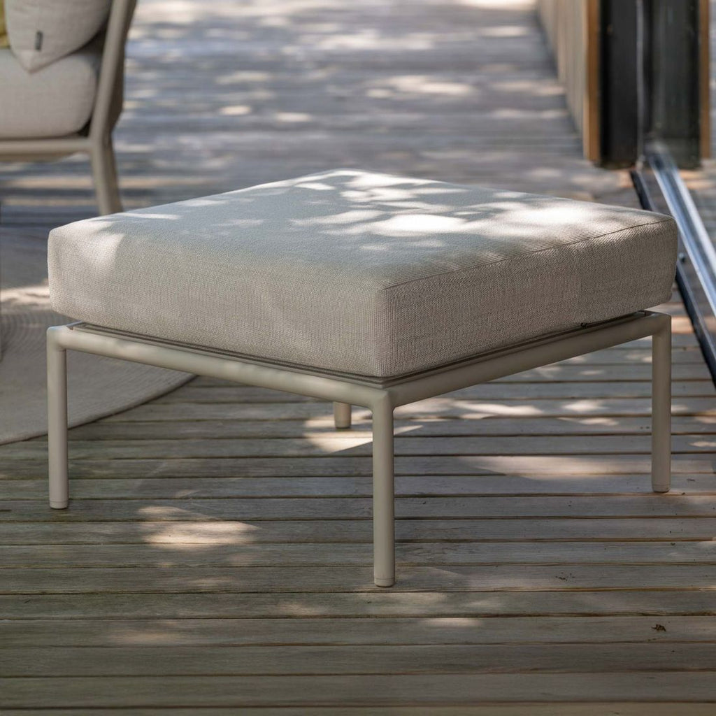 Loungetaburett Romy aluminium/utestoff 65x65 cm forfra
