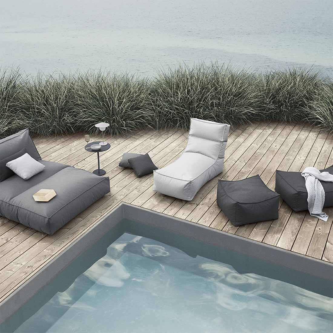 Detalj av Loungetaburett Stay utestoff 60x60 cm - Blomus