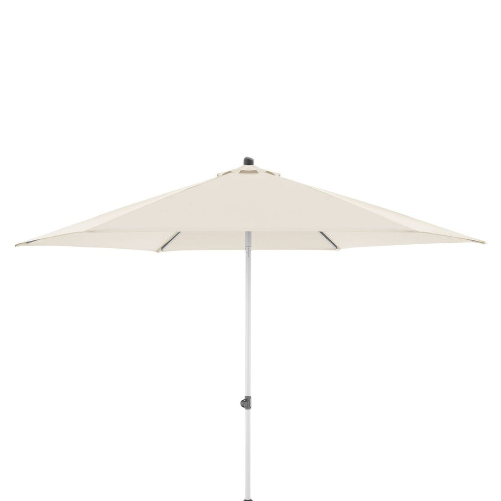 Midtstolpe-parasoll ACT NEO Push Up Ø310 cm natur montert i hage