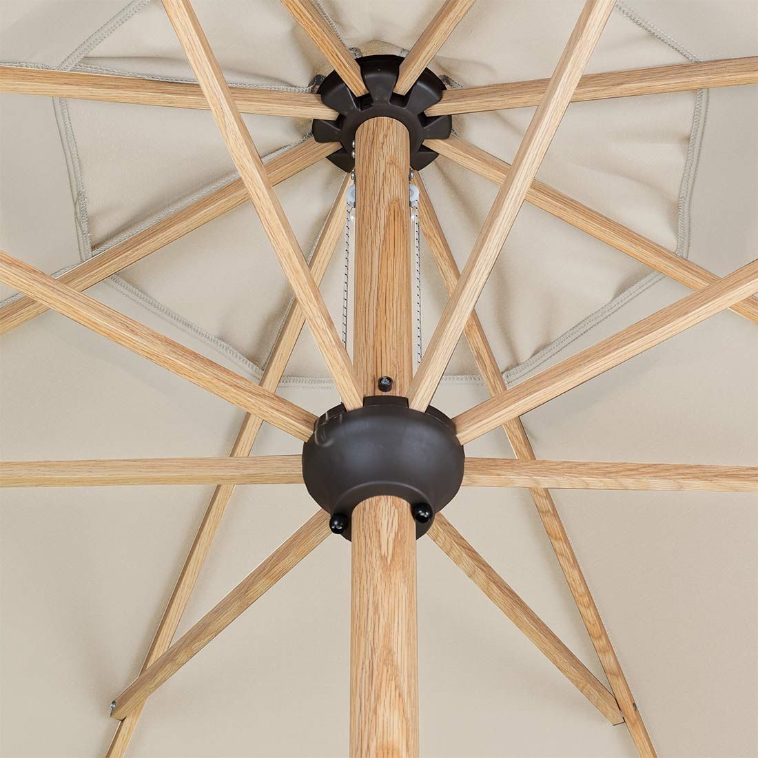 Detalj av aluminium mast på Midtstolpe-parasoll Alu-Wood Ultra