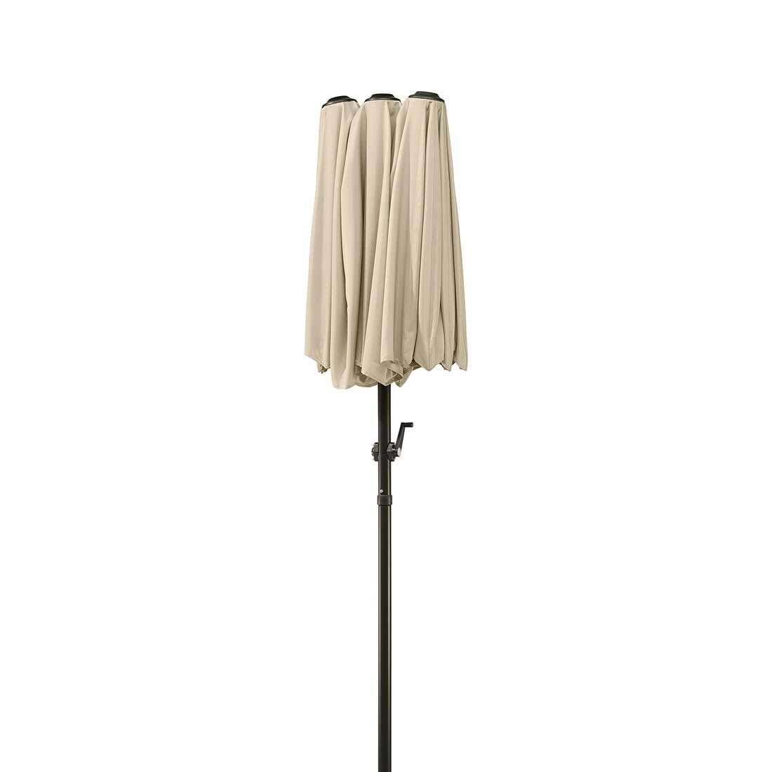Midtstolpe-parasoll Salerno 300x150cm vippefunksjon i bruk