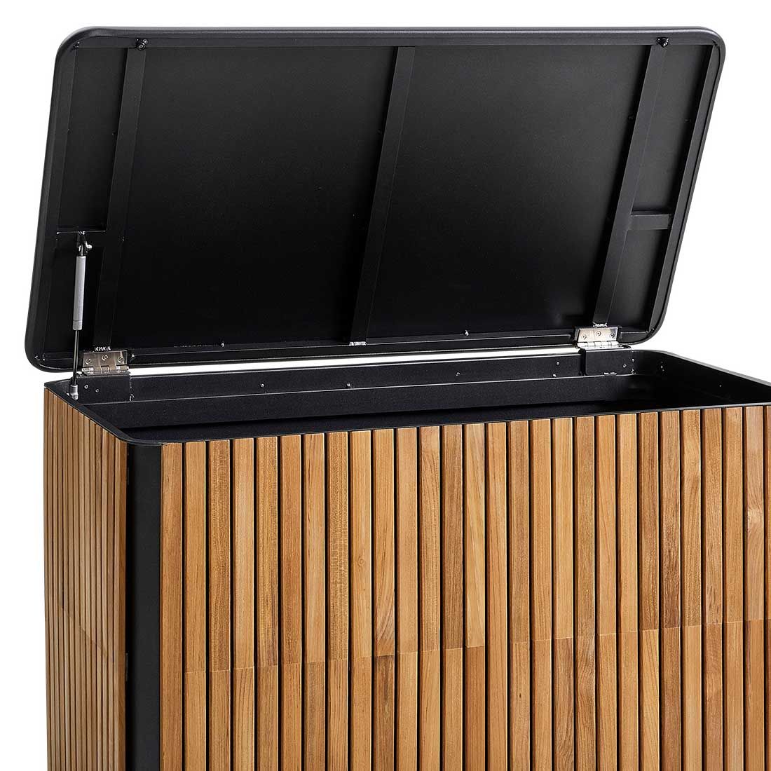 Oppbevaringsboks ute Combine liten teak/aluminium 116 cm montert på terrasse