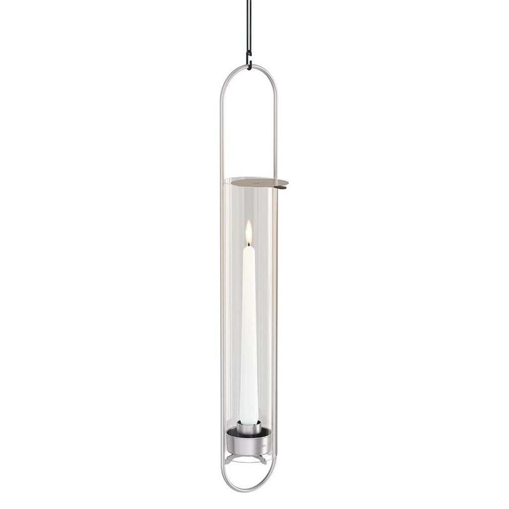 Nærbilde av Oval Candle 55 lysestake rustfritt stål og glass