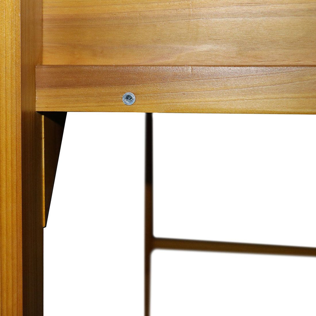 Detalj av treramme på plantebord med skuffer gran rustfritt stål 110x55 cm OUTLIV