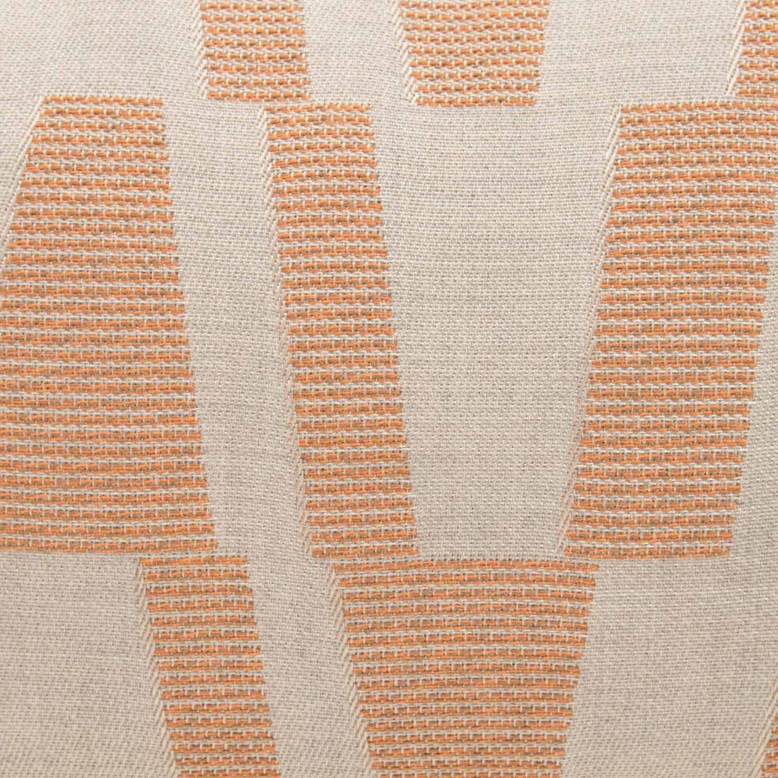 Detalj av stoffet på Pyntepute ute Lixie 30x50 cm Agora kanel