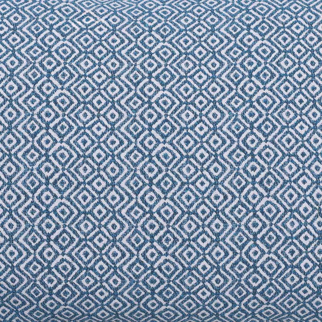 Detalj av Pyntepute ute Sophia 60x40 cm blå blandingsstoff