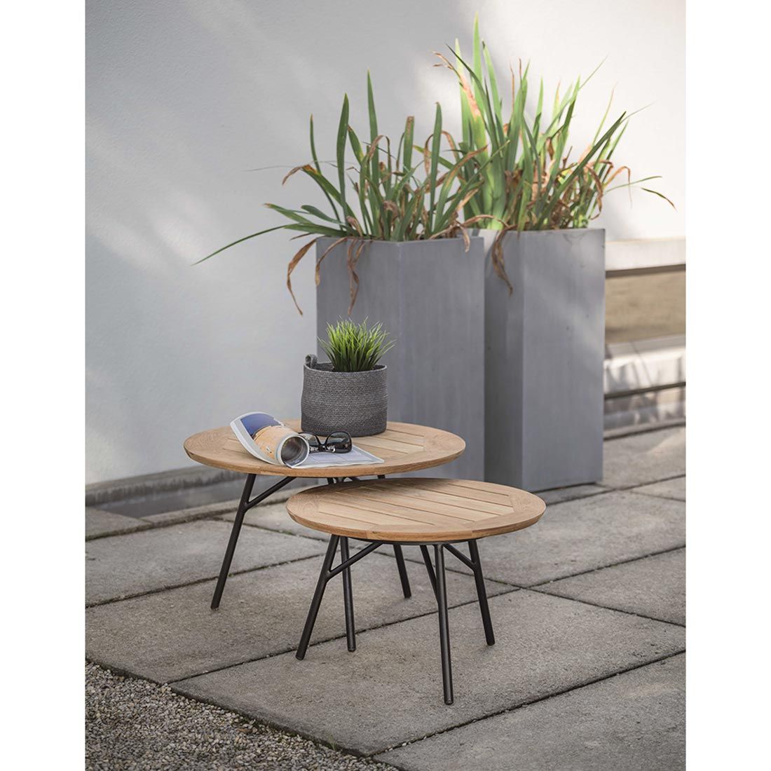 Sidebord ute Frida Ø55 cm aluminium/teak - Stern bakside