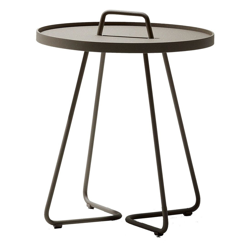 Sidebord ute On-the-move Ø52x60 cm aluminium taupe forfra