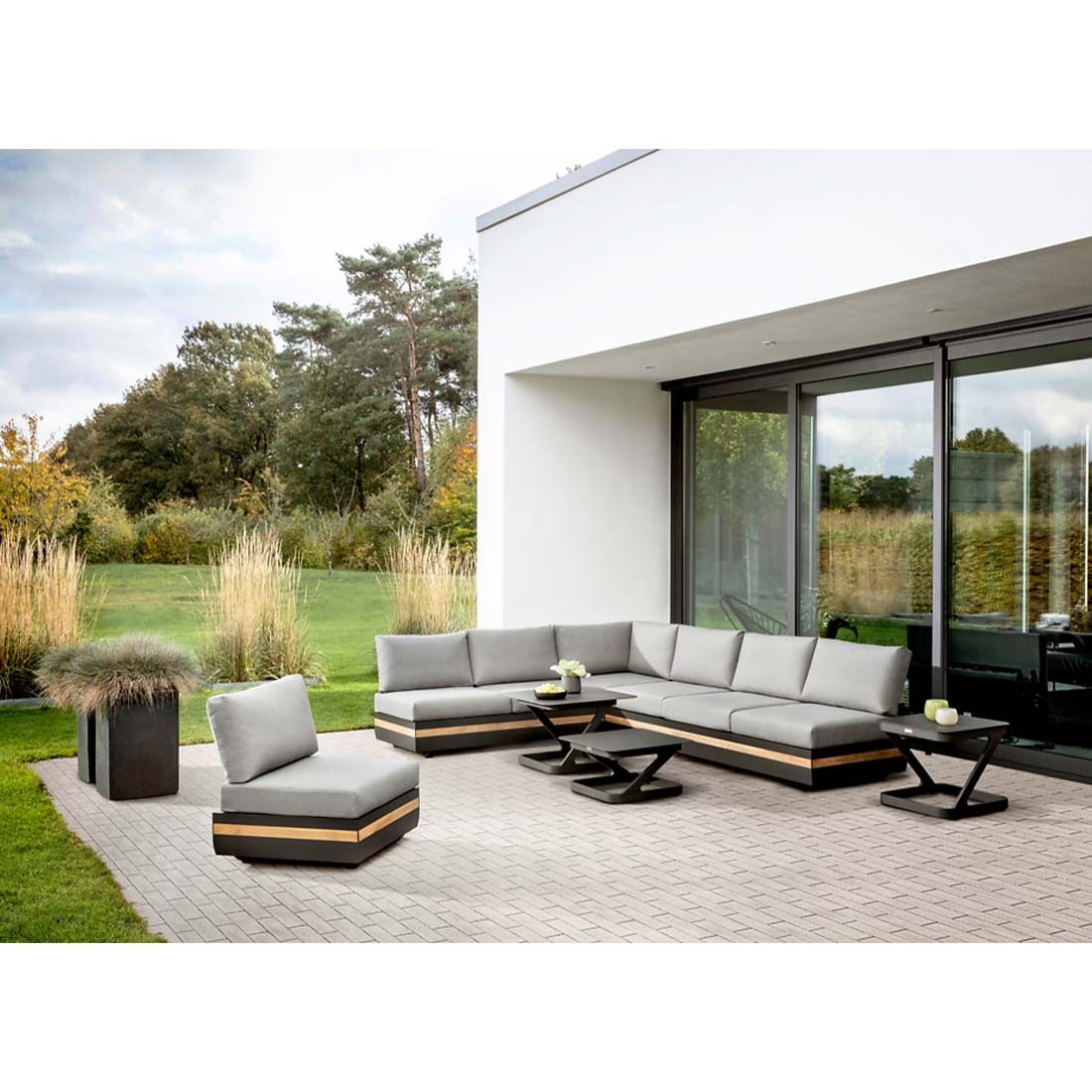 Sidebord ute Quattro sammenleggbar aluminium 70x70 cm - Niehoff detalj av sammenleggbar funksjon