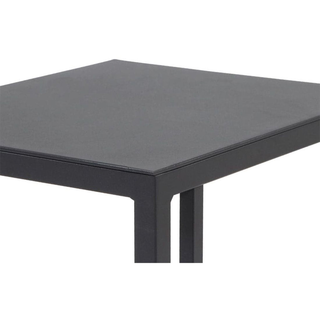Sidebord ute Ramo aluminium 40x33,5 cm antrasitt montert i hage