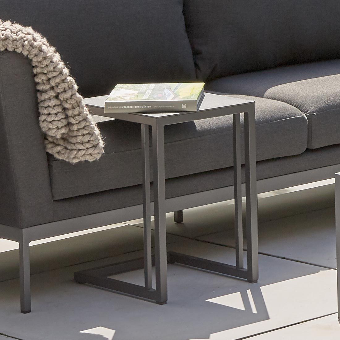 Sidebord ute Ramo aluminium 40x33,5 cm antrasitt oversikt