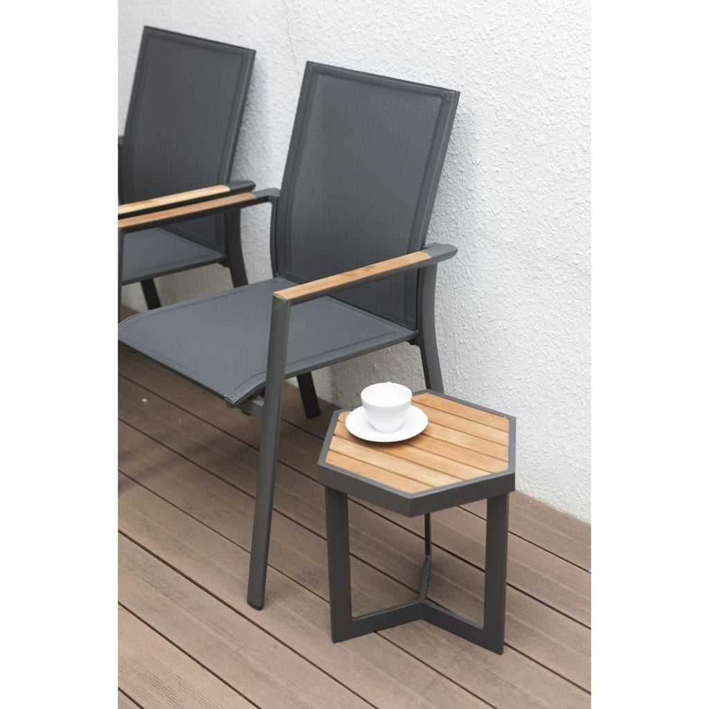 Detalj av teak bordplate på Sidebord ute Sixx aluminium/teak 40x35 cm - Zebra