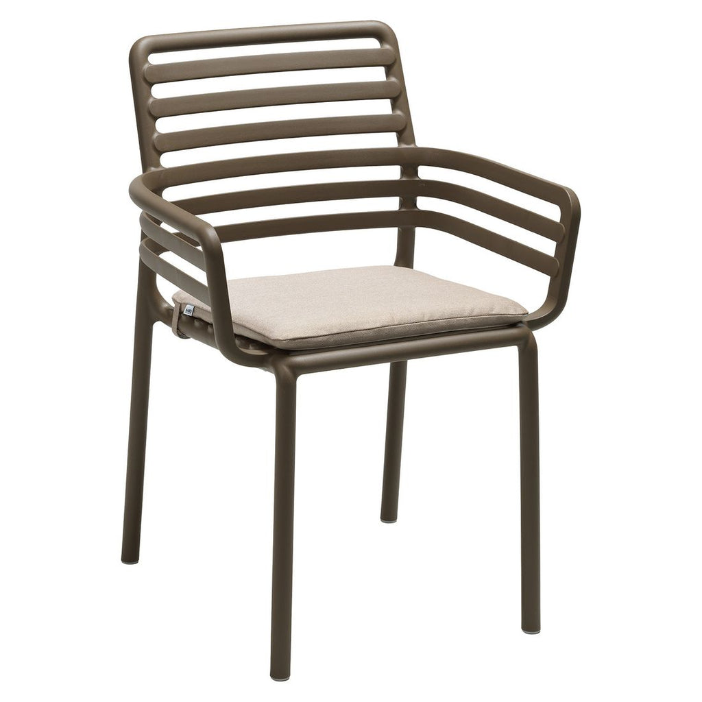Montert Sittepute Doga polyakryl 40x43 cm linfarget på stol