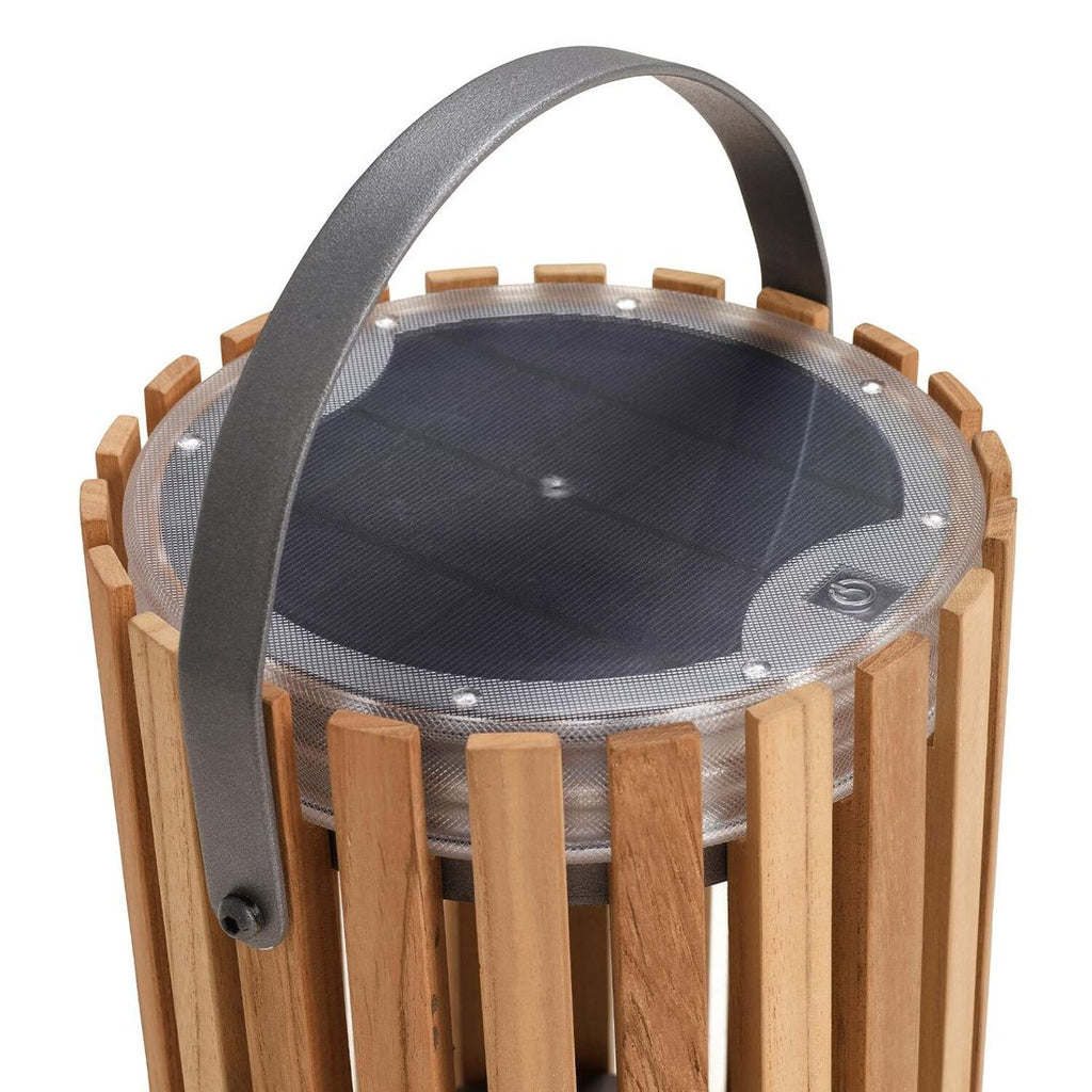 Nærbilde av Solcellelampe Star liten aluminium/teak dimmbar