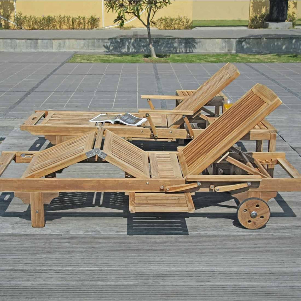 Detaljbilde av hjul på Solseng Mentor teak 62x200 cm med hjul