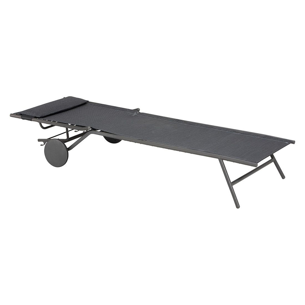 Solseng Miami II stål/Batyline 77x198 cm montert i hage