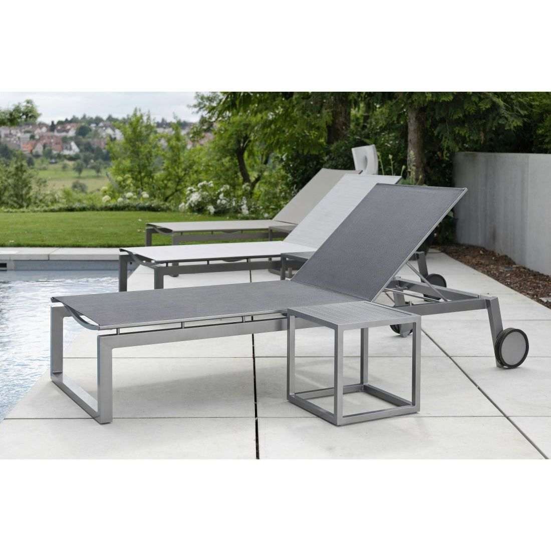 Nærbilde av tekstilene materiale på solseng Robin aluminium/textilen 215x92 cm - Stern