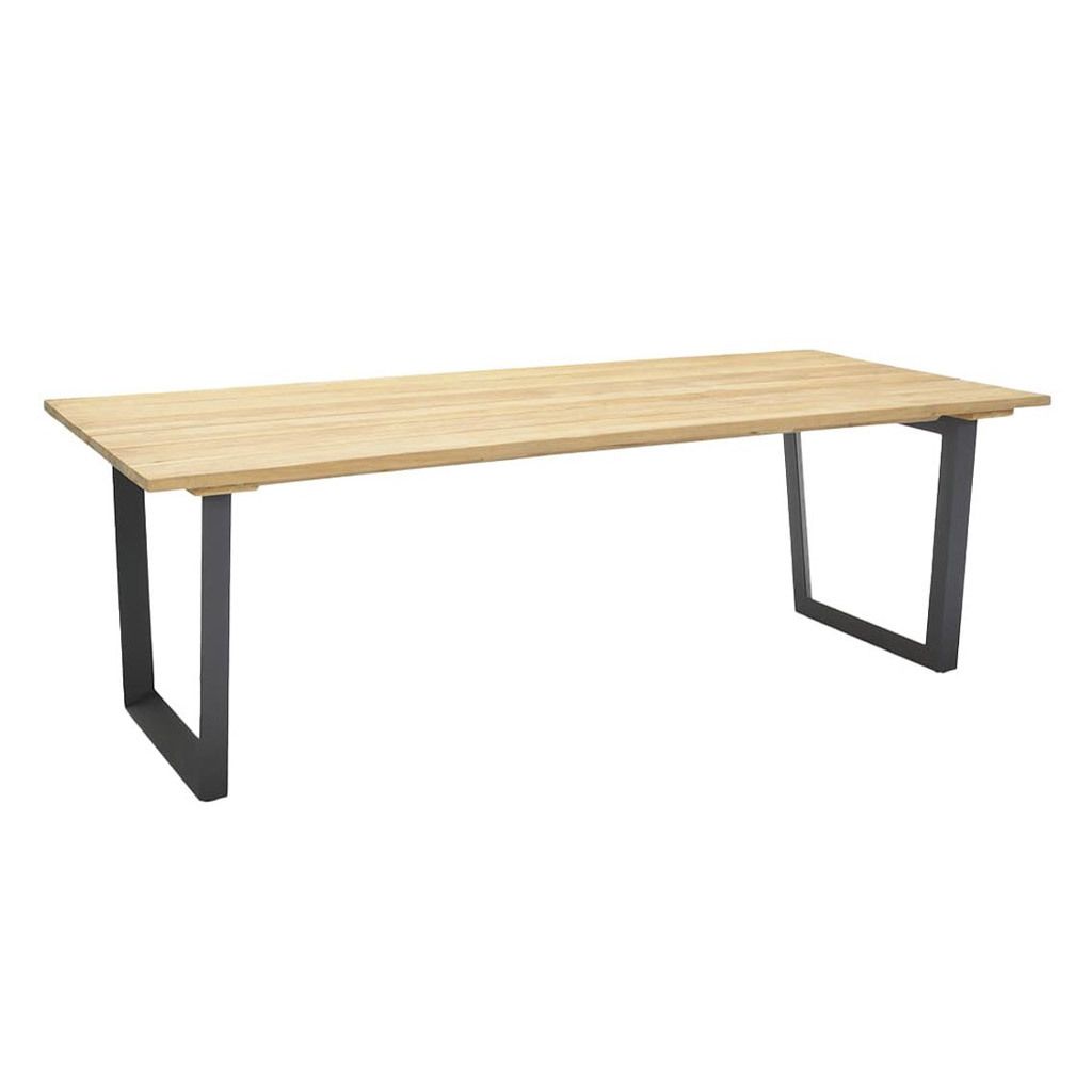 Montert spise-loungesett Jimmy aluminium/teak med stabelstol på terrasse