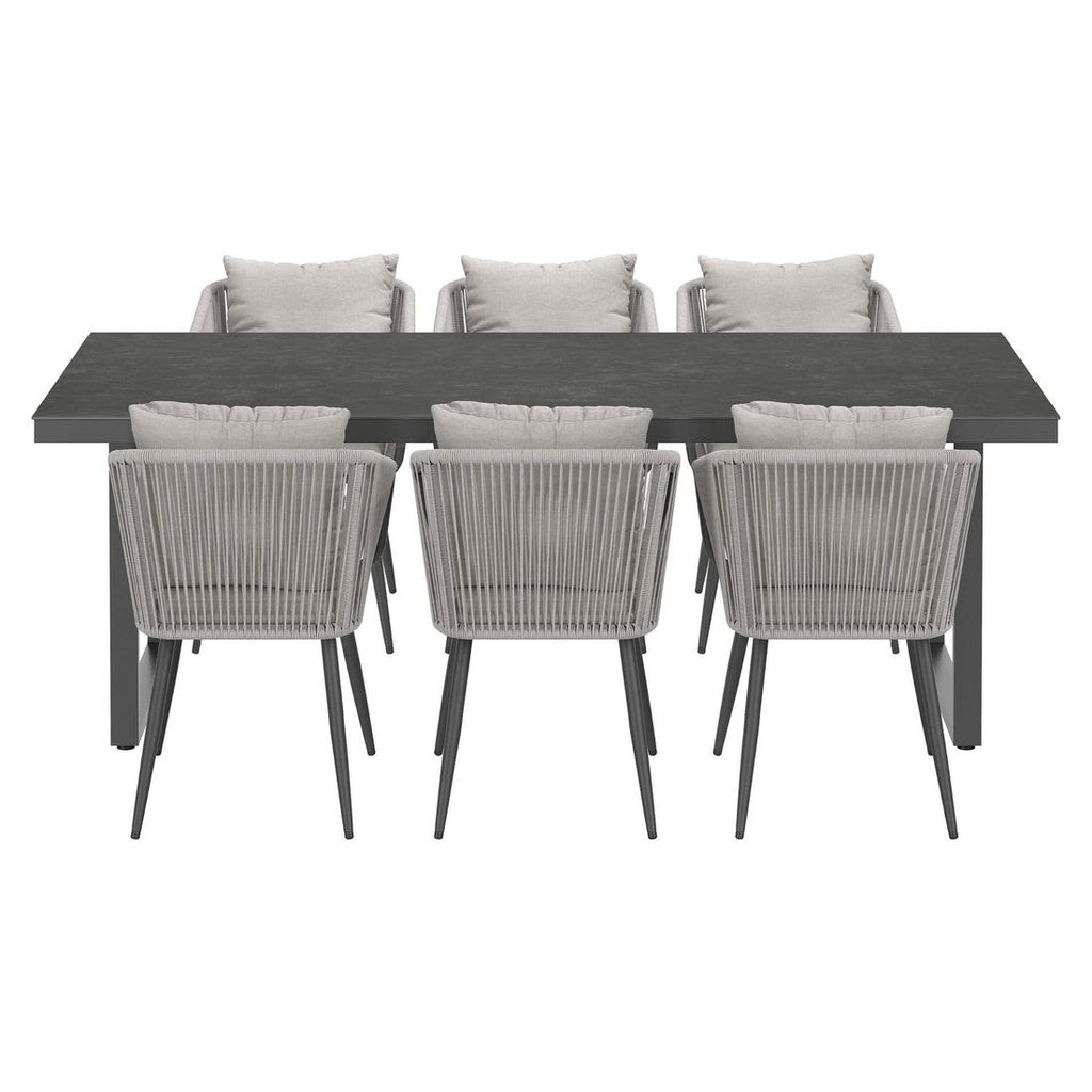 Spisesett ute Alex 6 plasser aluminium og keramikk montert på terrasse