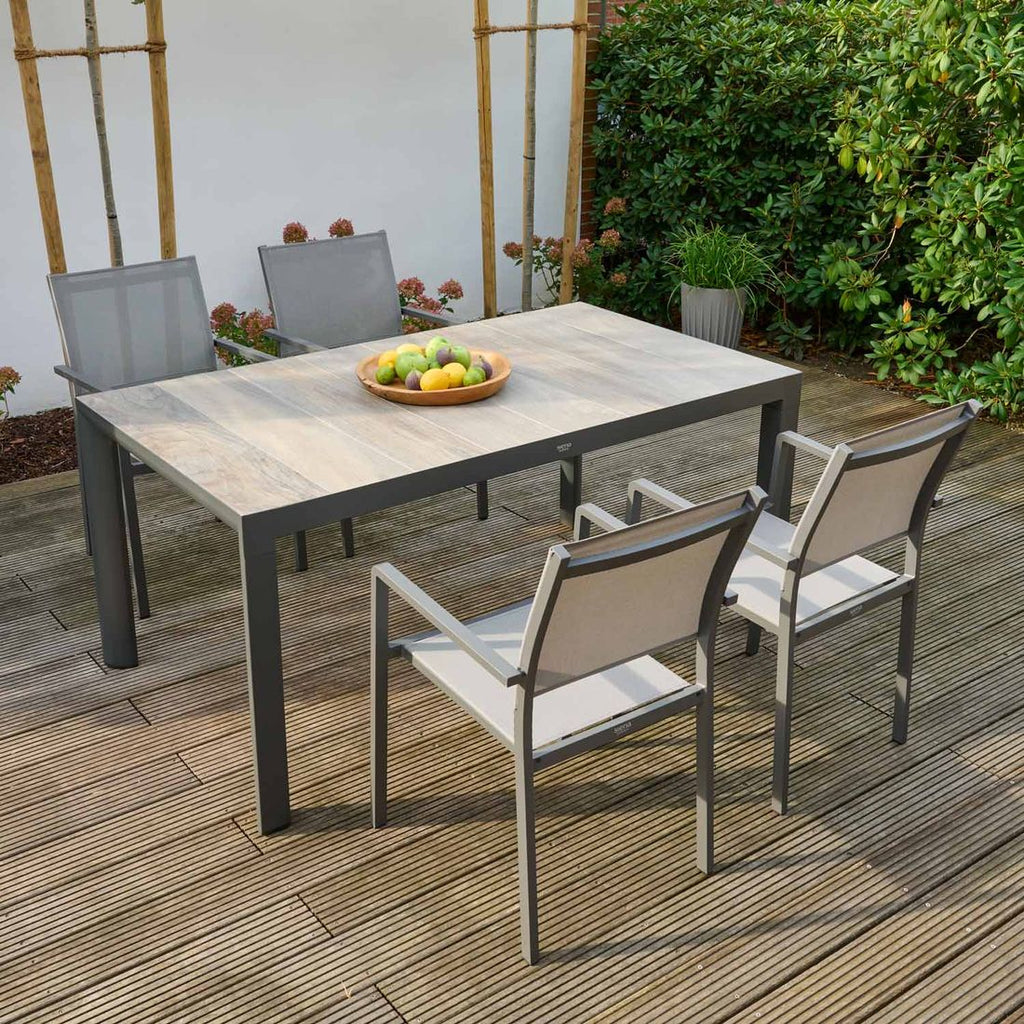 Spisesett ute Leeds aluminium keramikk 160x90 cm 4 plasser forfra