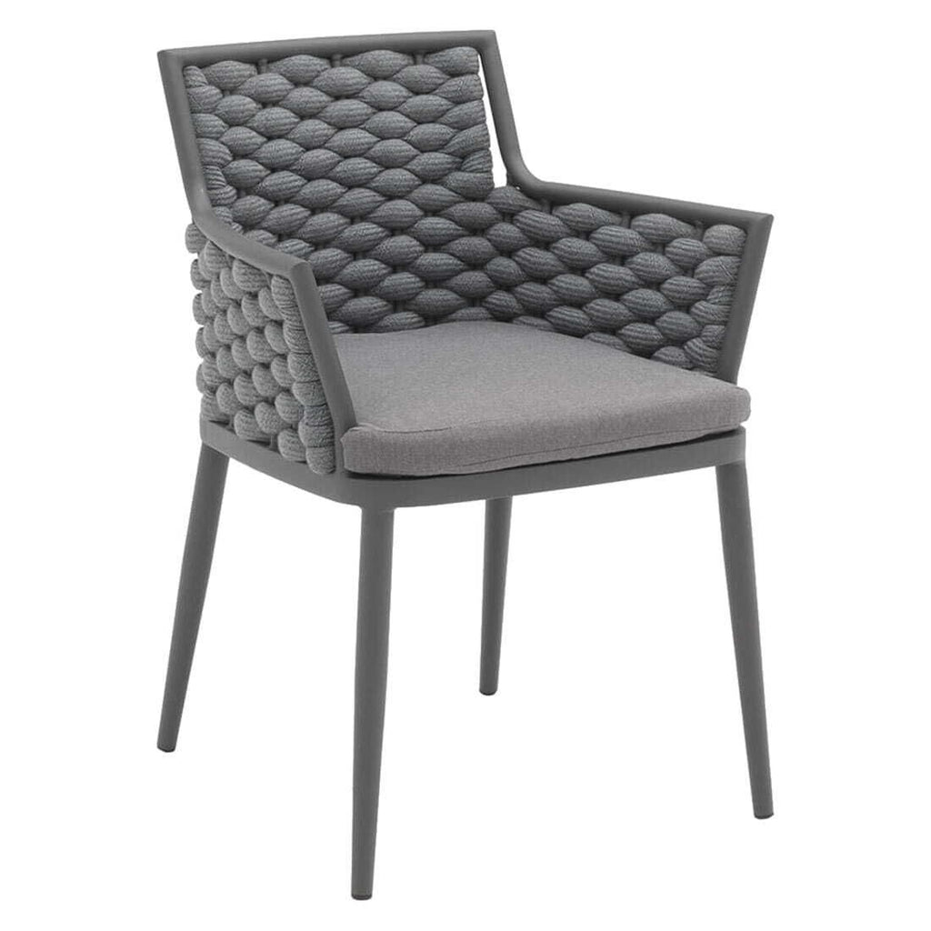 Montert spisesett ute Leon 7 deler aluminium og tau på terrasse