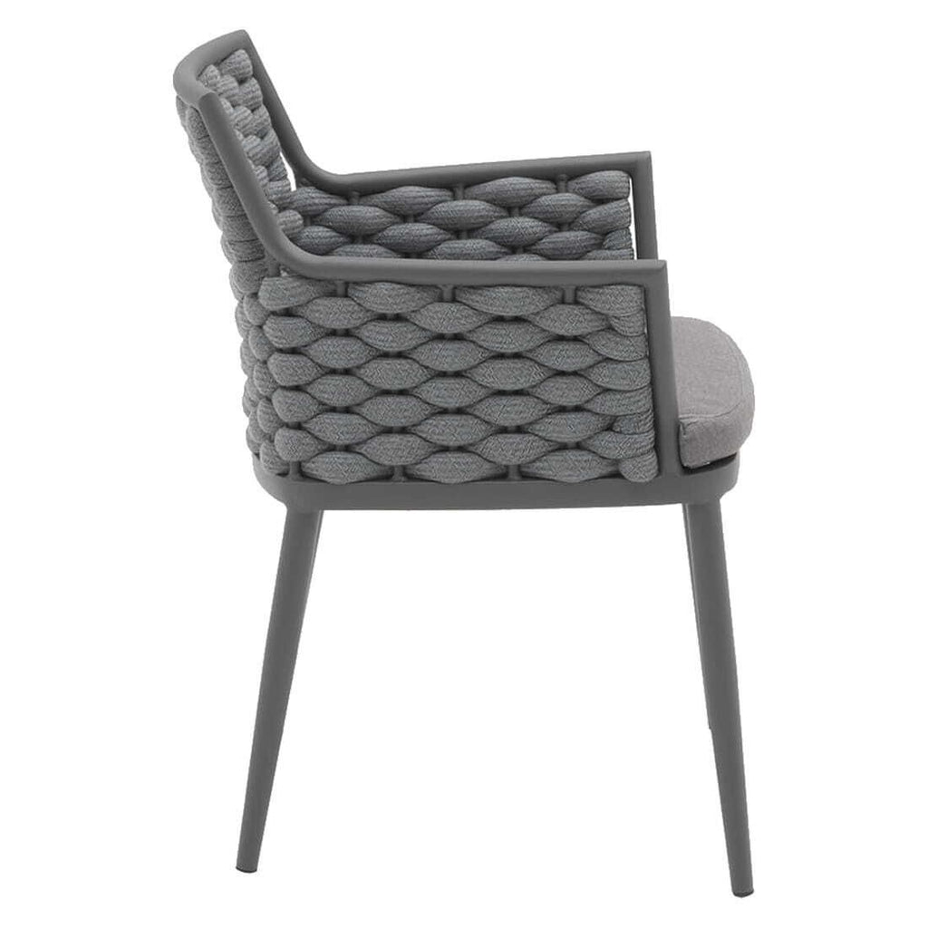 Spisesett ute Leon 7 deler aluminium og tau i bruk