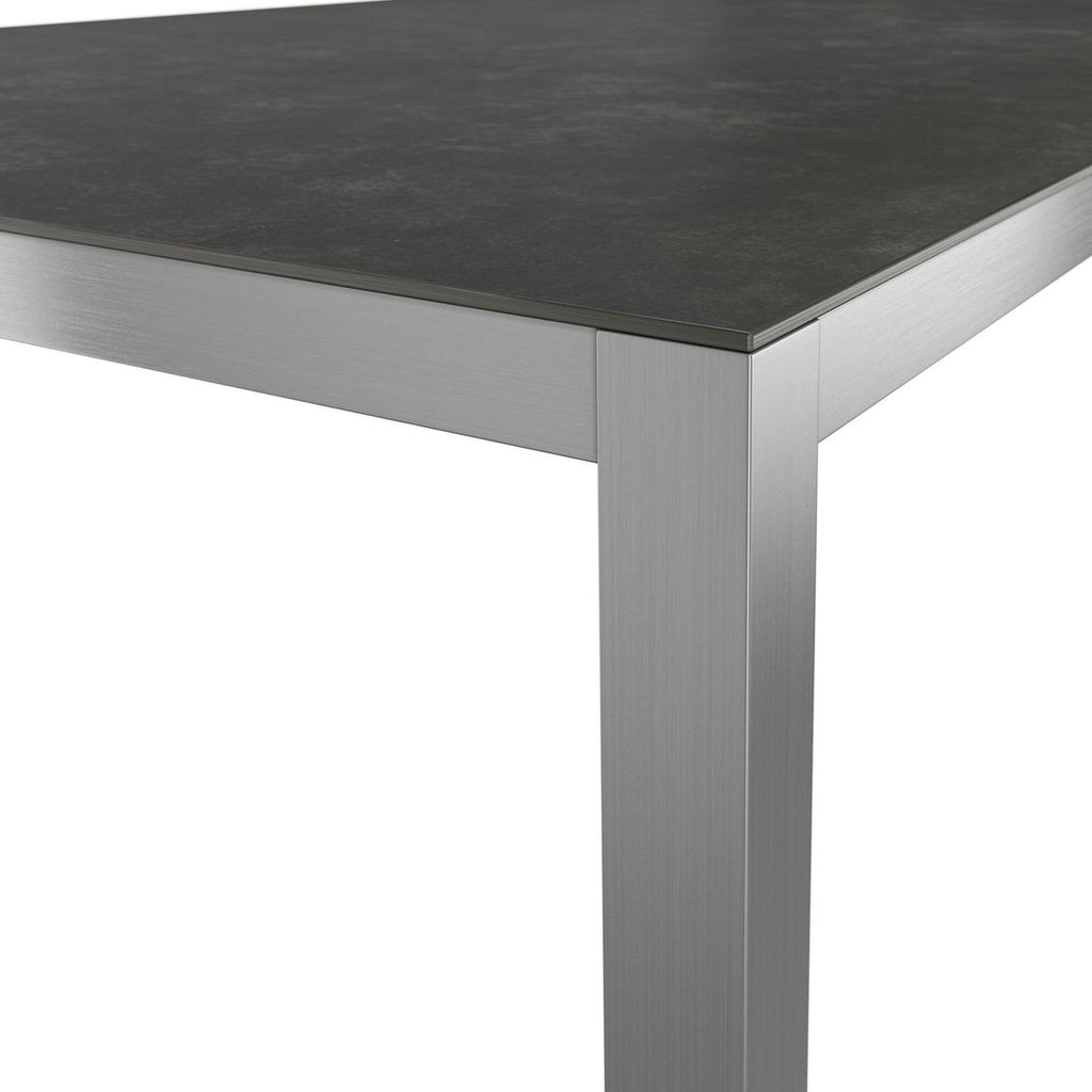 Spisesett ute Oviedo 6 plasser keramikk 220x100 cm grå - OUTLIV sideprofil
