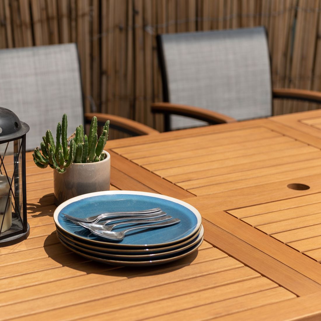 Spisesett ute Ragusa 8 plasser, eukalyptus 180/240x100 cm - LifestyleGarden