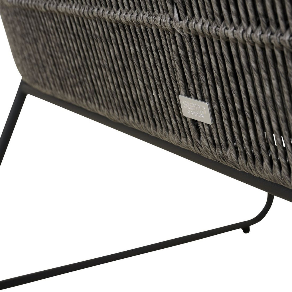 Detalj av aluminiumramme på Spisesofa ute Kansas aluminium/flettverk 135 cm - Siena Garden