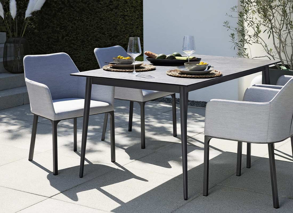 Spisestol ute 7003 aluminium akryl 62x62 cm sete