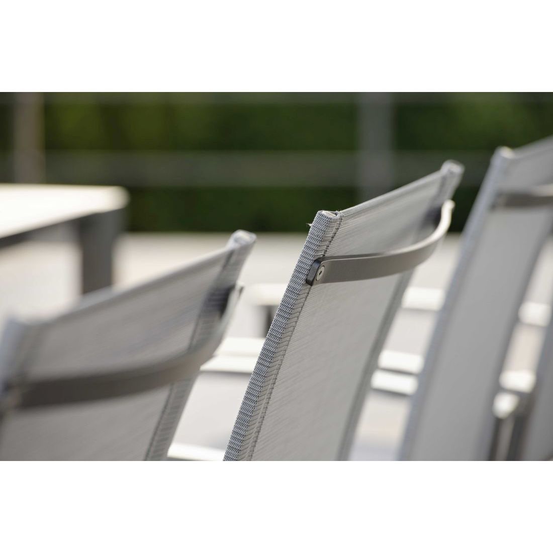 Stabelstol Evoee aluminium/textilen 56x65 cm - Stern detalj aluminium