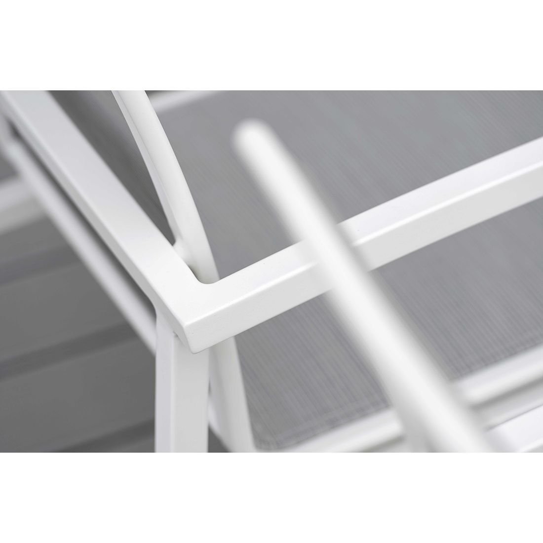 Stabelstol Skelby aluminium/textilen med armstøtter