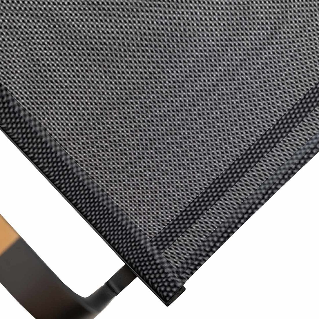 Sideprofil av Stabelstol ute Darwin aluminium/textilen antrasitt - OUTLIV