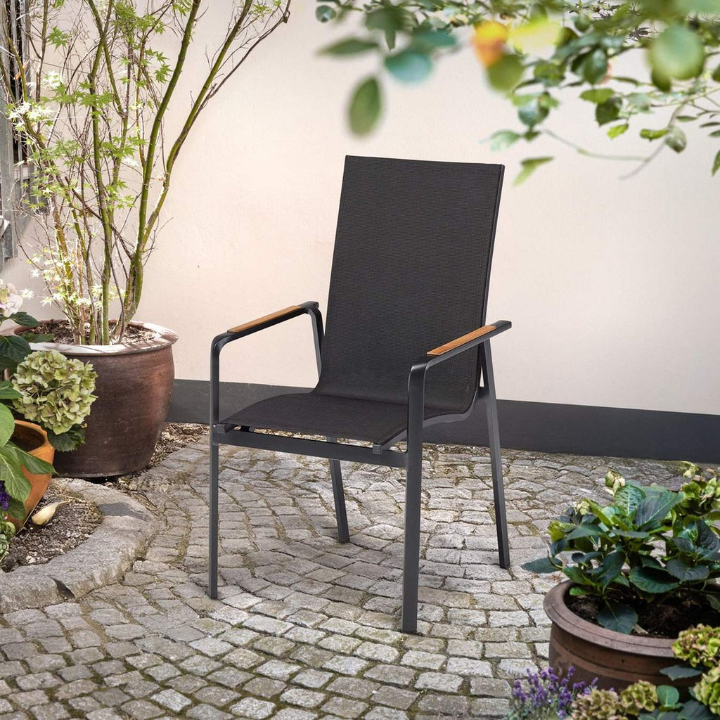Stabelstol ute Diamond aluminium/textilen antrasitt montert på terrasse